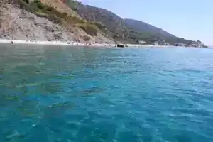 Petra Marina Home, Пишотта