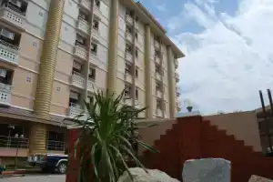 Preechana Golden Place Serviced Apartment, Районг