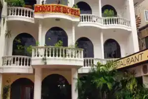 Dong Loi Hotel, Хюэ
