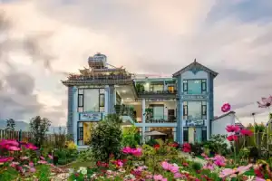 Yuemingtang Like Inn, Дали