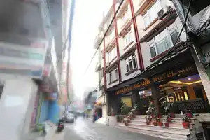 Отель «Kathmandu Grand», Катманду