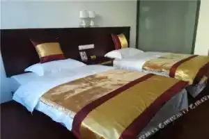 Jinyi Business Hotel, Дали