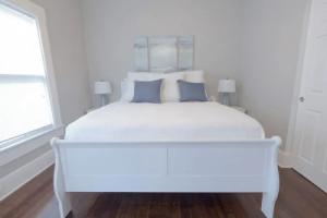 Laurel Coral-Sleeps 5-Studio, Сан-Антонио