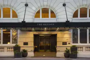 Отель «The Benson Portland, Curio Collection by Hilton», Портленд