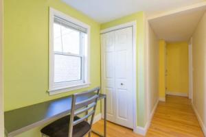 Kendall Square Apartments by Next Star, Бостон