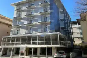 Hotel «Vernel», Римини