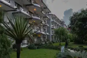 Hotel «Barahi», Покхара
