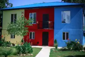 Novel House, Мартвили