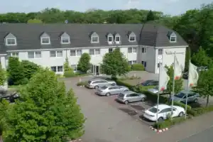 NordWest-Hotel Bad Zwischenahn, Бад-Цвишенан