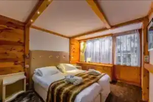 Отель «Hôtel Les Sherpas», Куршевель