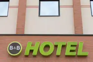 b&b Hotel Ferrara, Феррара