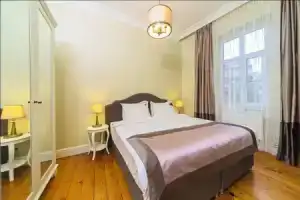 Cosy Flat Walking Distance to Galata Tower, Стамбул
