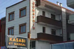 GÃ¼naydÄ±n Airport Apartment, Трабзон