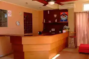 Antonios Hotel, Фалираки