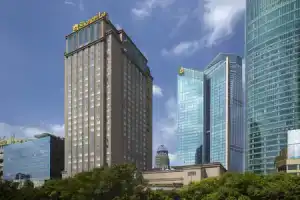 Отель «Pudong Shangri-La, Shanghai», Шанхай