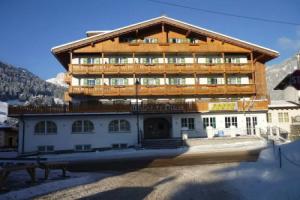 Hotel «El Pilon», Поцца-ди-Фасса