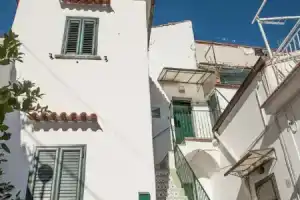 La Corte Di Raito, Виетри-суль-Маре