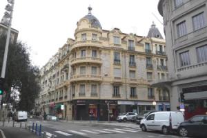 Carré d'or Very nice appart Near the beach, Ницца