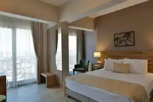 Kule Hotel, Чанаккале