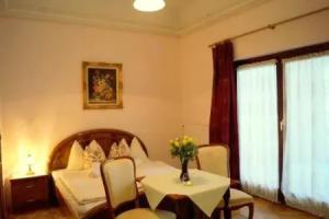 Sophie's Holiday Márton Villa & Apartmanok