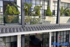 Raspberry Courtyard (Xizhou Ancient Town Store), Дали