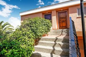 Inviting Apartment in Porto Santo Stefano near Sea Beach, Порто-Санто-Стефано