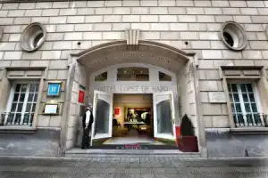 Hotel «López de Haro», Бильбао