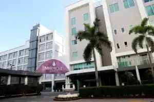 Отель «Miracle Suvarnabhumi Airport», Лат-Крабанг