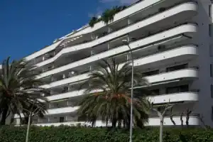 Apartamentos Riviera Arysal, Салоу