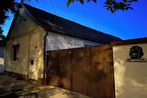 Luna Vendégház, Секешфехервар