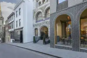 Clayton Hotel Bristol City, Бристоль