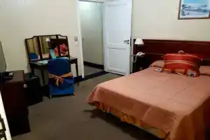 Hotel «REGIS», Буэнос-Айрес