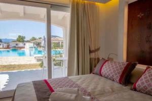 Limone Beach Resort, Кастиадас