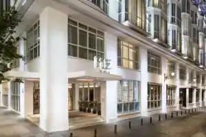 Отель «Me Madrid Reina Victoria By Meliá», Мадрид