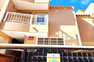 ELEGANT 2 BEDROOMS, Wifi free, Адехе