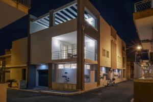 Casa Vacanza Talia CaseSicule- few meters from the beach, Поццалло