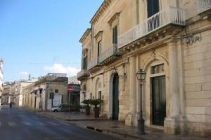 Charming Apartment in the Salento Region, Italy, Галатоне
