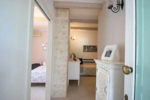 Trulli DoRo, Кастеллана-Гротте