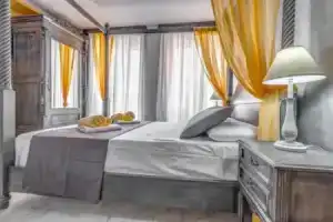 Eos Aurora Suite, Керкира