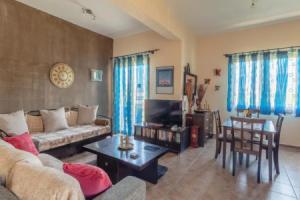 Cosy apartment in Stoupa, Ступа