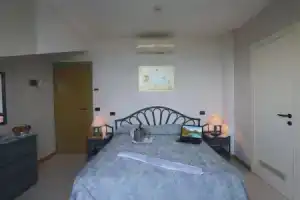 Hotel «Ambasciatori», Пинето