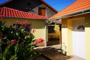 Ráday Apartman, Мако