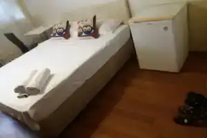 Full House, Стамбул