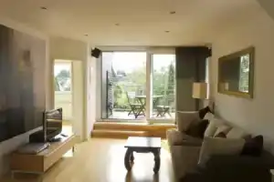 Messewohnung Düsseldorf, Нойс