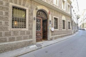 Stunning Apartment in Trieste With 2 Bedrooms and Wifi, Триест
