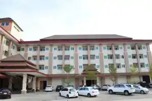 Butnamtong Hotel, Лампанг