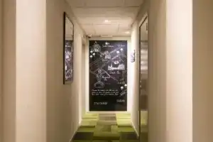 Alma Grand Place Hotel, Брюссель