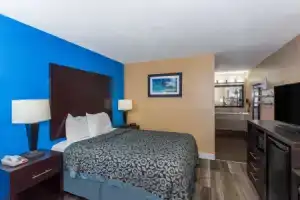 Days Inn by Wyndham Sarasota Bay, Сарасота