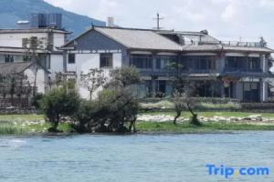 Qinmo Homestay, Дали