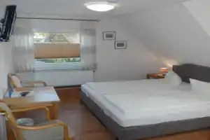 Hotel «Waldquelle», Аурих